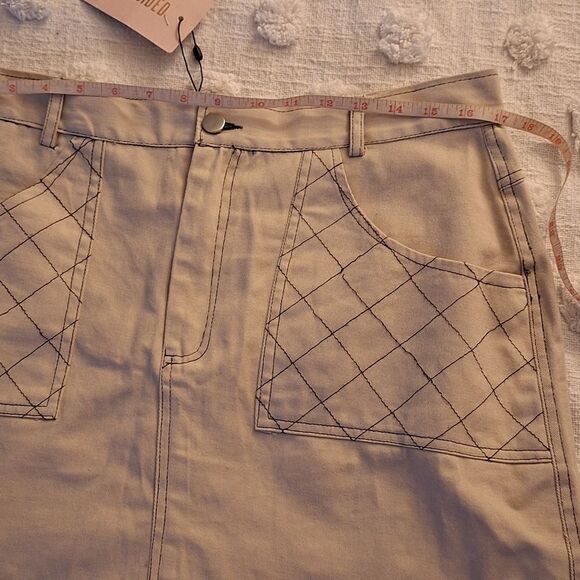 NWT Sz 12 Missguided beige denim skirt, contrast stitch - Picture 8 of 12